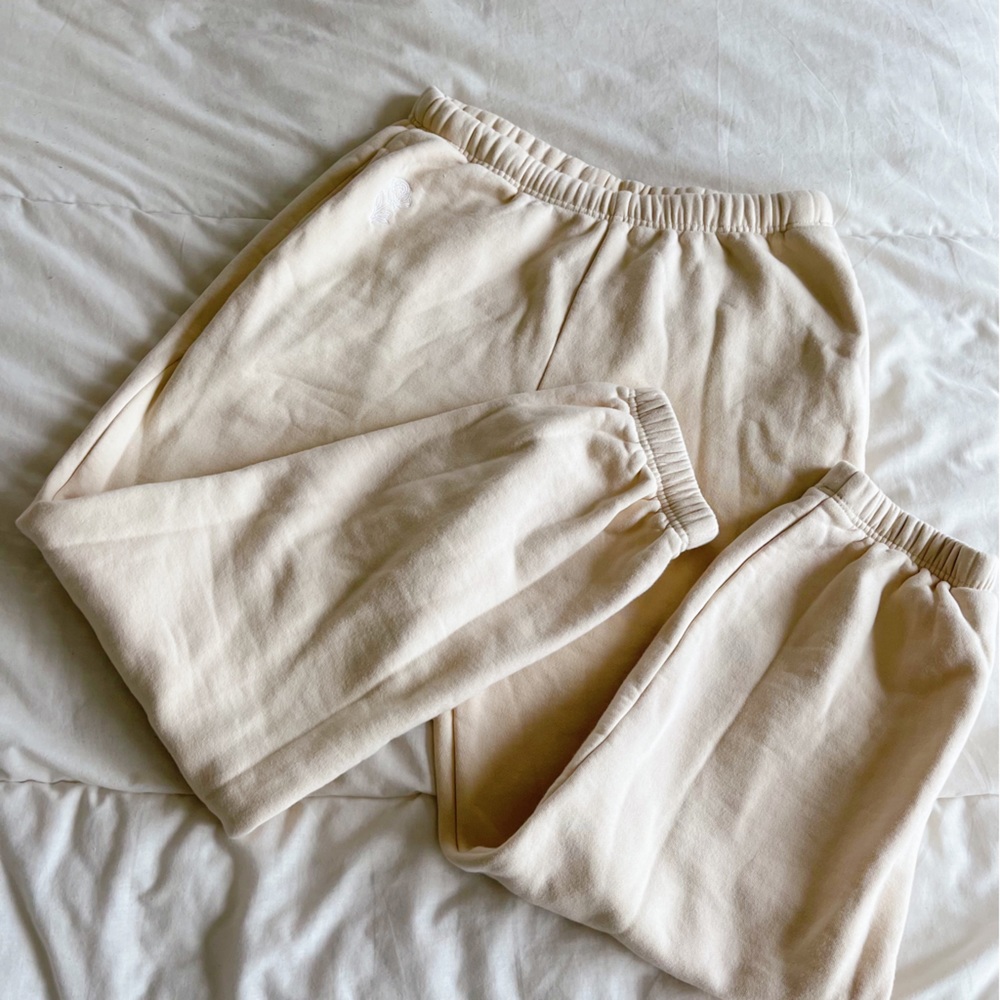GRLFRND Sweatpants 🕊️